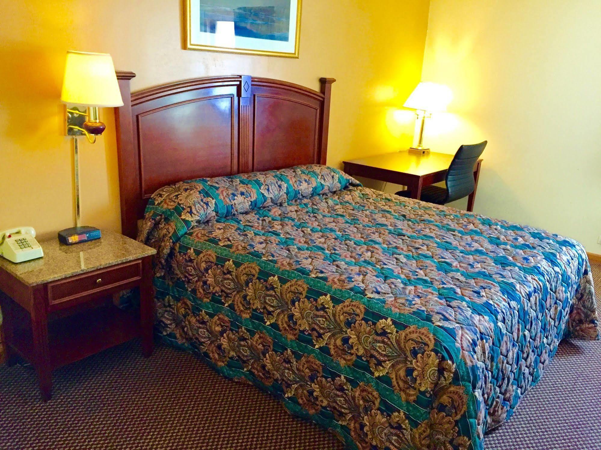 Executive Inn And Suites Waukegan Esterno foto